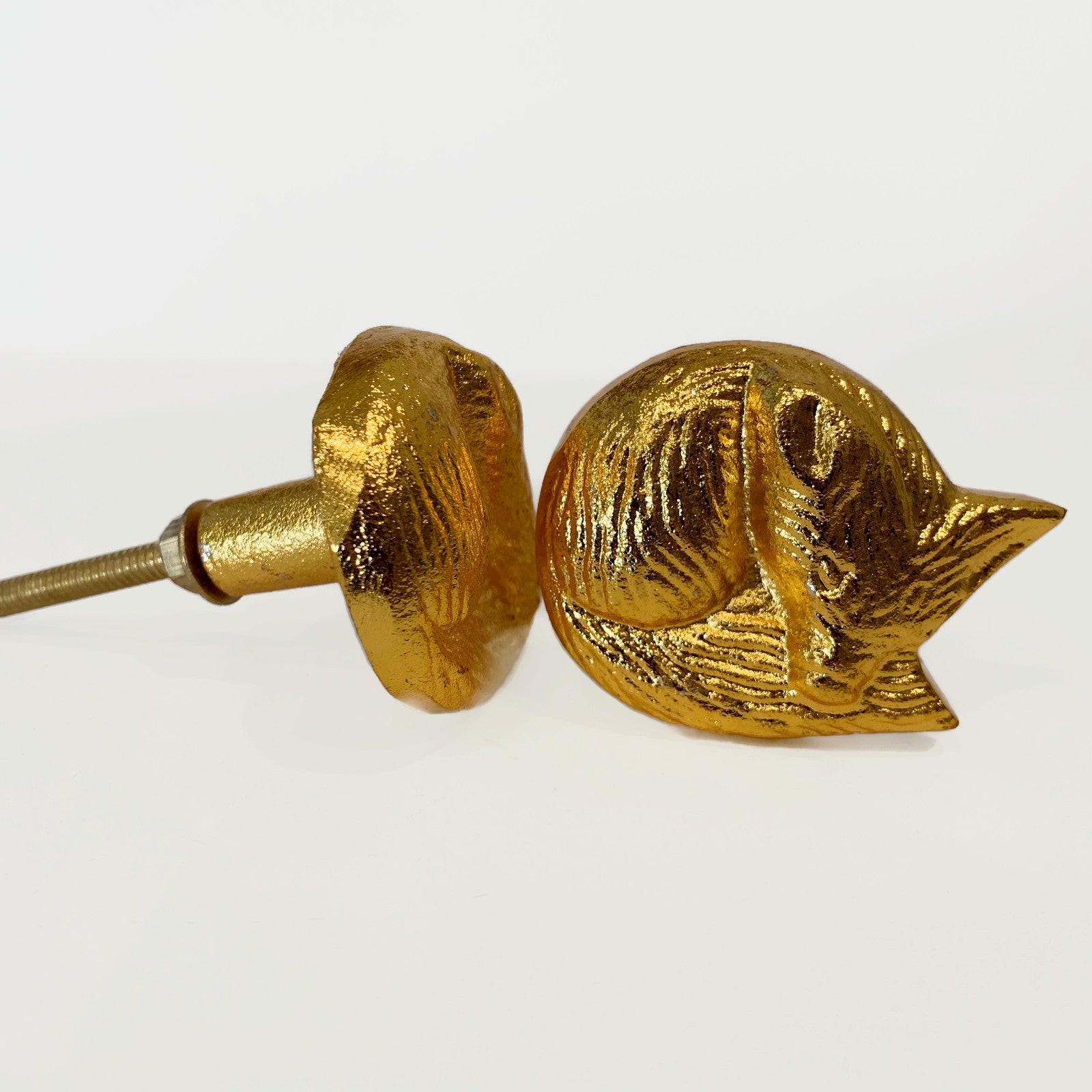 Fox Drawer Knob in Gold Metal - Sleeping Fox dresser Knobs - Woodland Home  Decor – DaRosa Creations