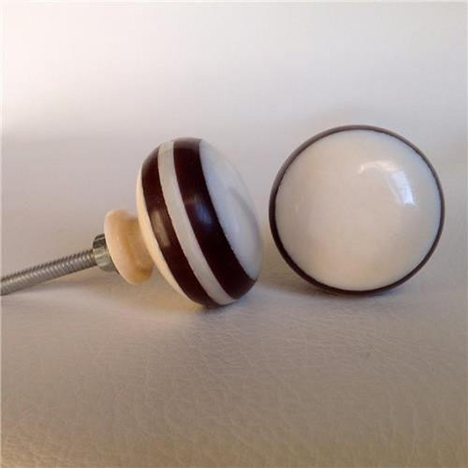 Neutral Bone Cabinet Knobs Drawer Pulls 1.50 Inch-Dwyer Home Collection